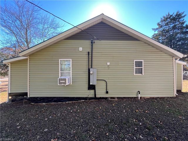 3912 Overdale Road, Winston-salem, NC 27107