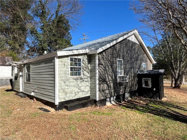 3912 Overdale Road, Winston-salem, NC 27107