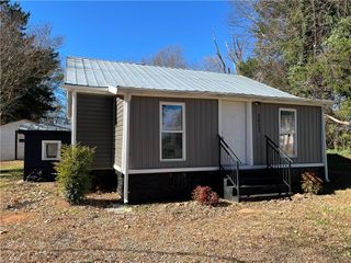 3912 Overdale Road, Winston-salem, NC 27107