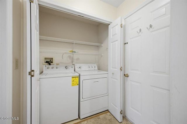 16 Coventry Drive, Clifton Park, NY 12065