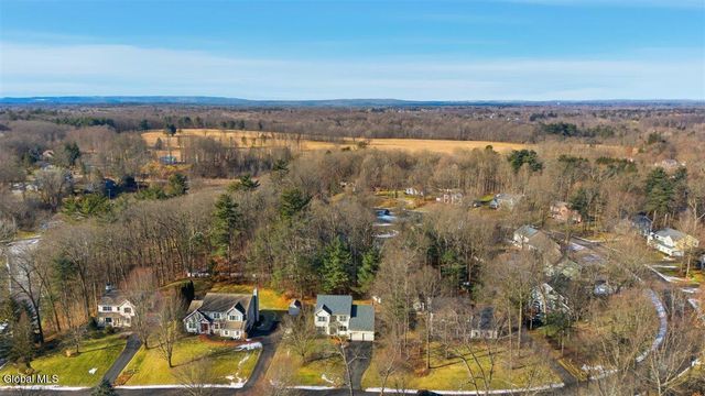 16 Coventry Drive, Clifton Park, NY 12065