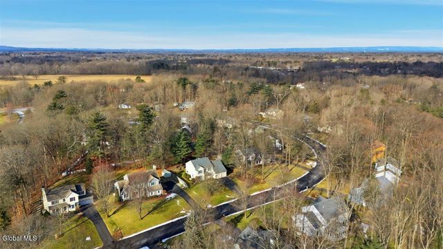 16 Coventry Drive, Clifton Park, NY 12065