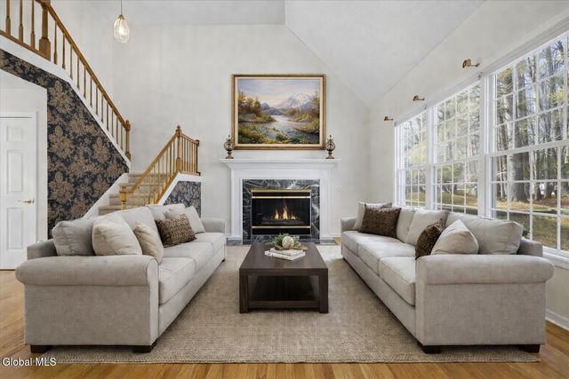 16 Coventry Drive, Clifton Park, NY 12065