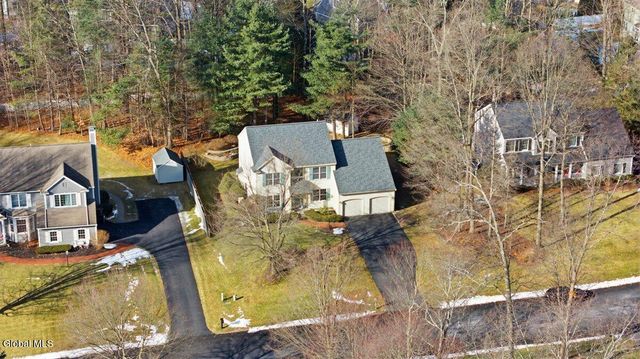 16 Coventry Drive, Clifton Park, NY 12065