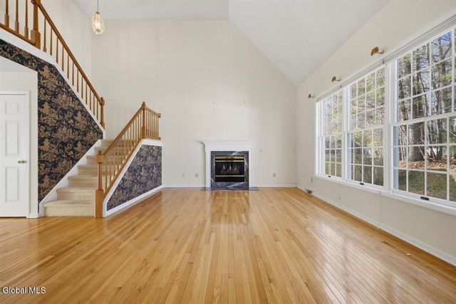 16 Coventry Drive, Clifton Park, NY 12065