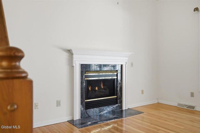 16 Coventry Drive, Clifton Park, NY 12065