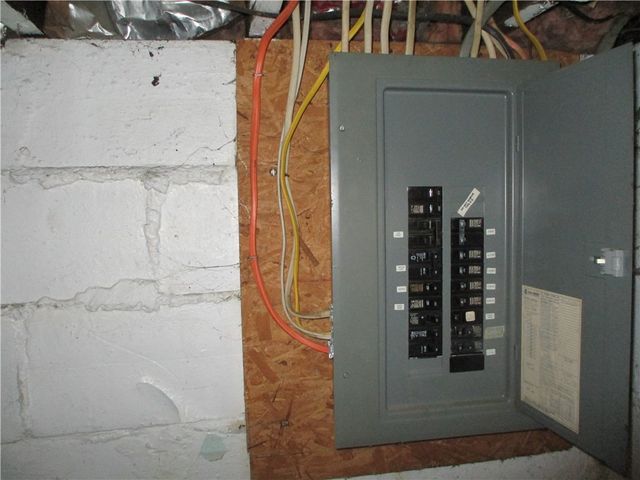 132 Armour St, Centerville, PA 15358