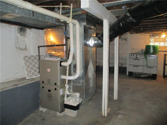 132 Armour St, Centerville, PA 15358