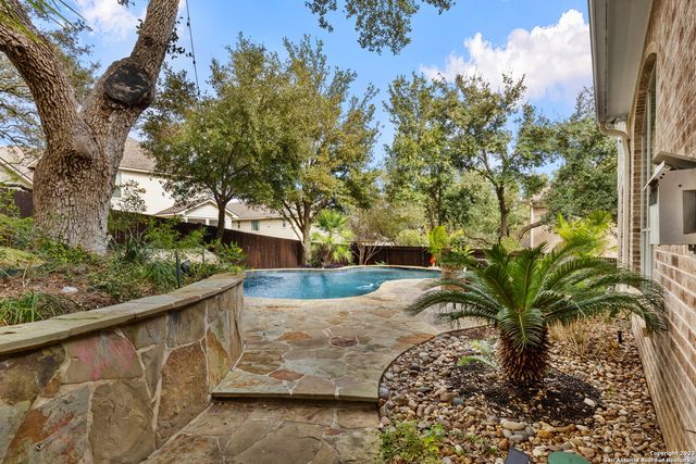 411 Cadence Hill, San Antonio, TX 78260