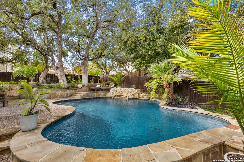 411 Cadence Hill, San Antonio, TX 78260