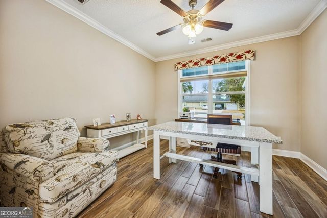 15 W Deerwood Circle, Woodbine, GA 31569