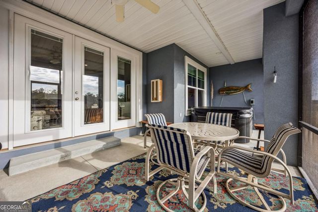 15 W Deerwood Circle, Woodbine, GA 31569