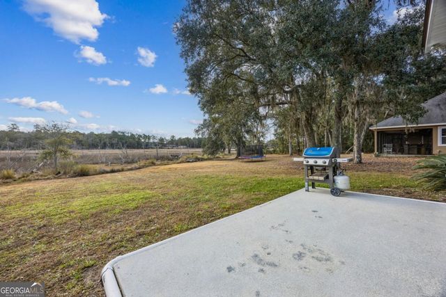 15 W Deerwood Circle, Woodbine, GA 31569