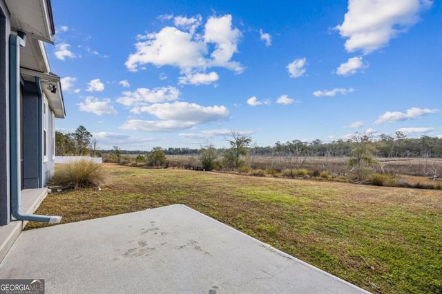 15 W Deerwood Circle, Woodbine, GA 31569