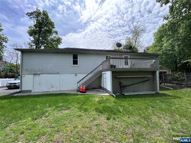 118 Doremus Avenue C, Ridgewood, NJ 07450