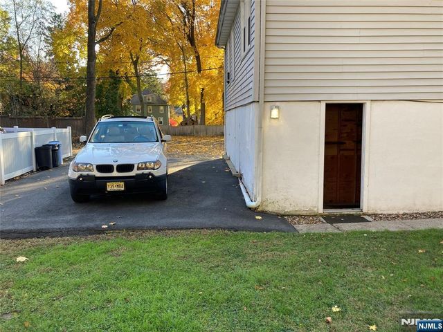 118 Doremus Avenue C, Ridgewood, NJ 07450