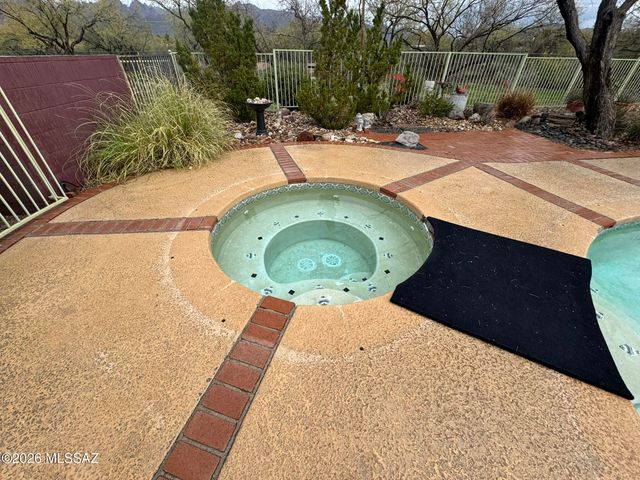 9282 E Indio Place, Tucson, AZ 85749