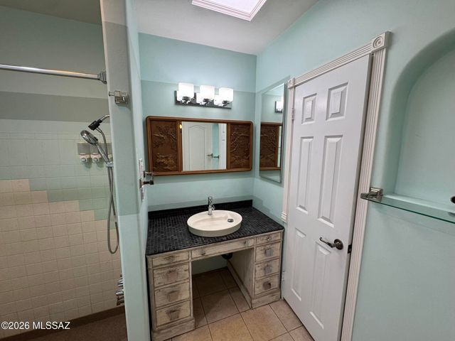 9282 E Indio Place, Tucson, AZ 85749