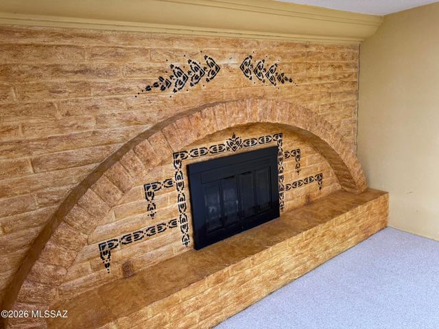 9282 E Indio Place, Tucson, AZ 85749