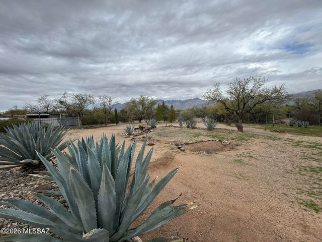 9282 E Indio Place, Tucson, AZ 85749