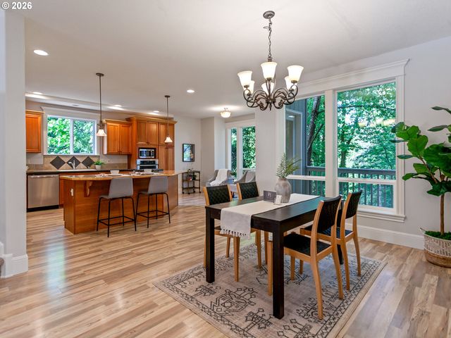 6345 CAUFIELD St, West Linn, OR 97068