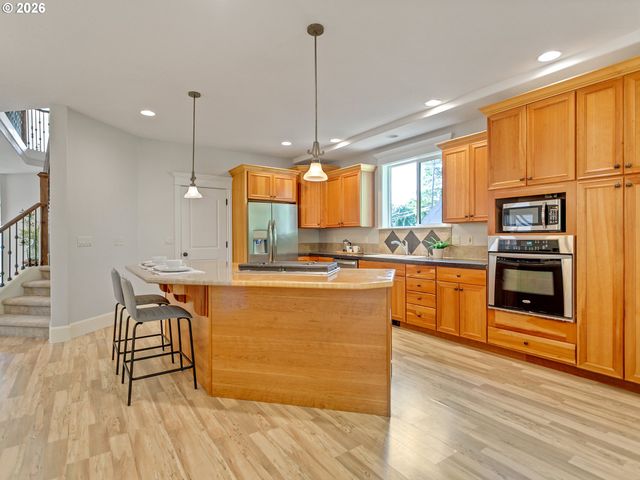 6345 CAUFIELD St, West Linn, OR 97068