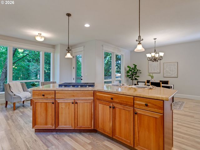 6345 CAUFIELD St, West Linn, OR 97068