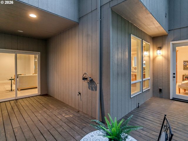 6345 CAUFIELD St, West Linn, OR 97068