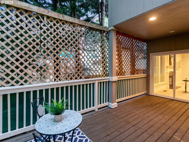6345 CAUFIELD St, West Linn, OR 97068