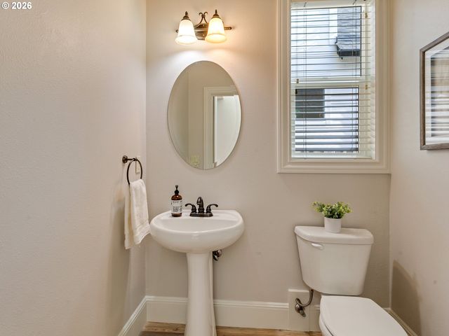 6345 CAUFIELD St, West Linn, OR 97068