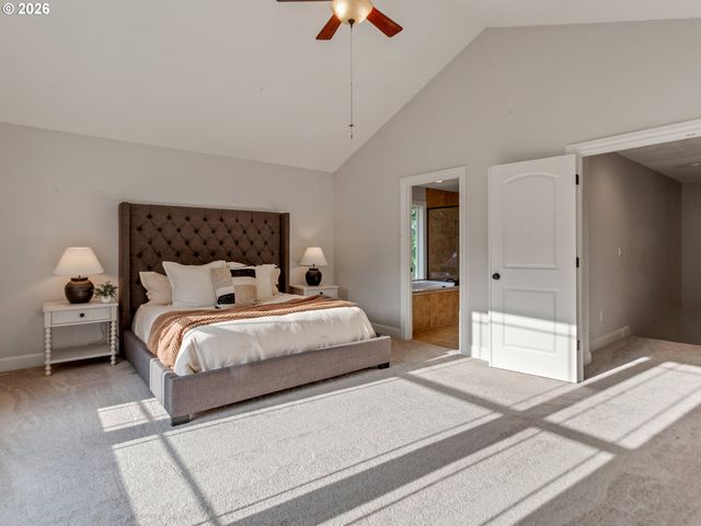 6345 CAUFIELD St, West Linn, OR 97068