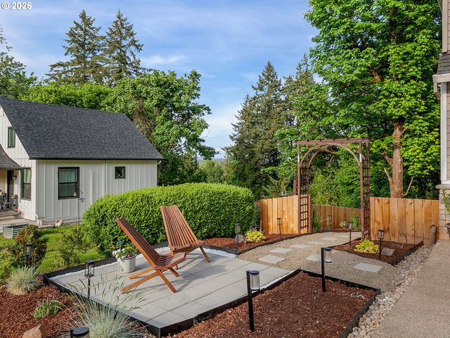 6345 CAUFIELD St, West Linn, OR 97068