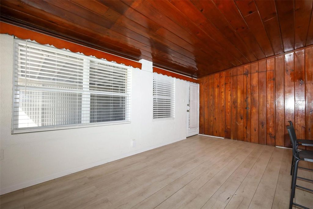 Image 14 of property listing at 2609 HOMER CIRCLE, Orlando, FL 32803