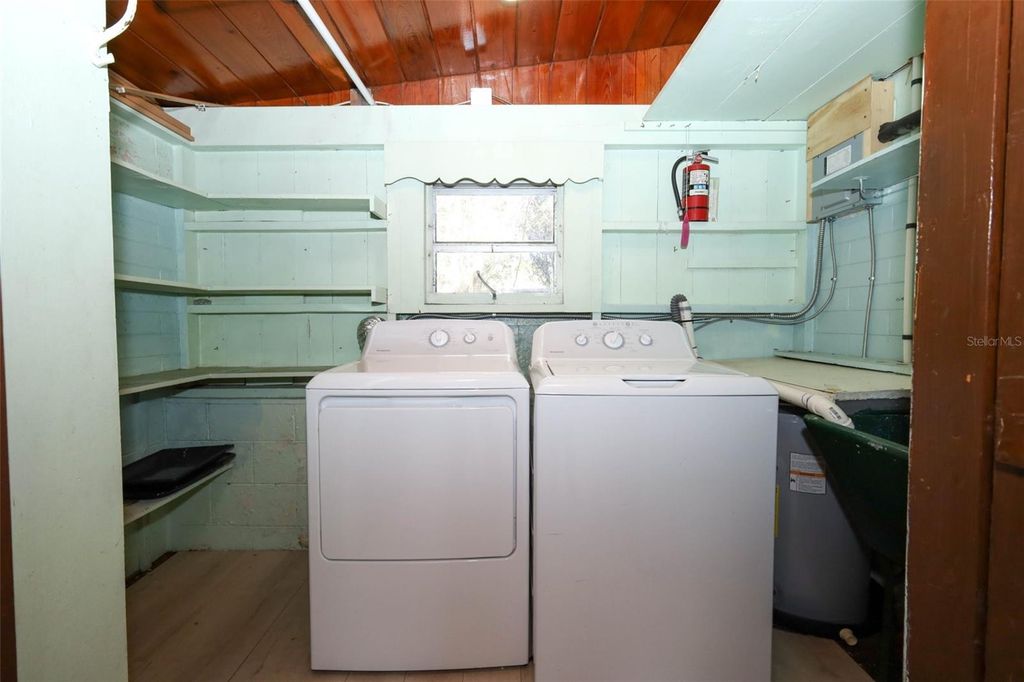 Image 15 of property listing at 2609 HOMER CIRCLE, Orlando, FL 32803