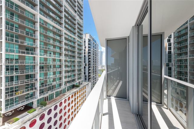 77 SE 5th St 1813, Miami, FL 33131