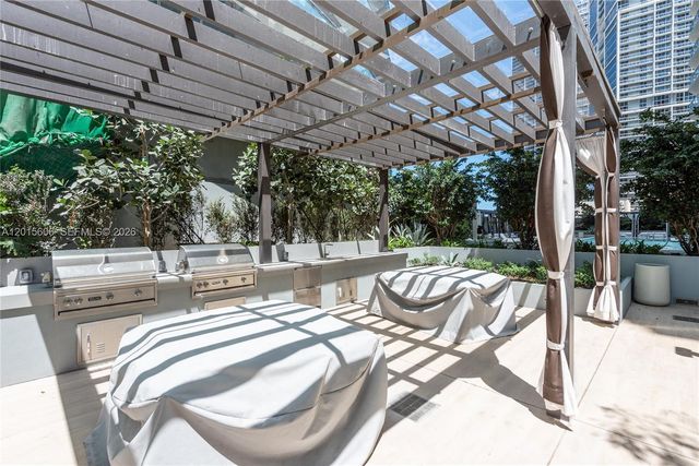 77 SE 5th St 1813, Miami, FL 33131