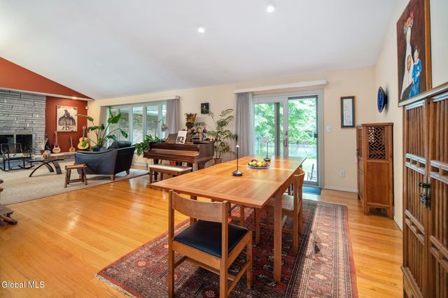 101 Fairlawn Avenue, Albany, NY 12203