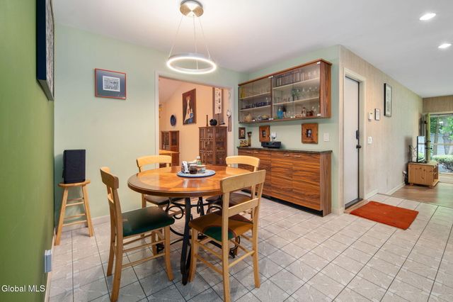 101 Fairlawn Avenue, Albany, NY 12203