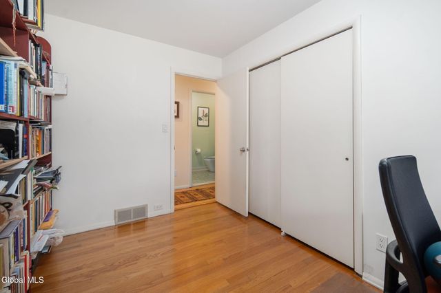 101 Fairlawn Avenue, Albany, NY 12203