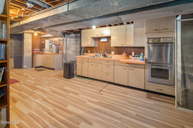 101 Fairlawn Avenue, Albany, NY 12203