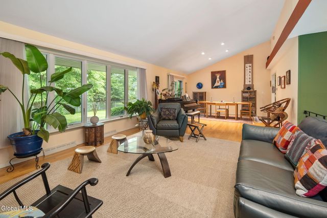 101 Fairlawn Avenue, Albany, NY 12203