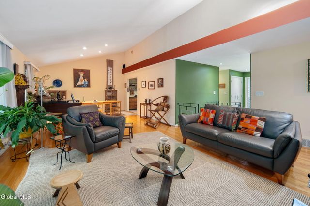 101 Fairlawn Avenue, Albany, NY 12203