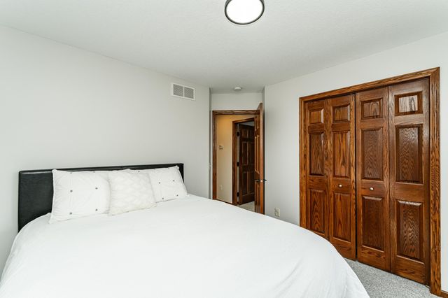 1017 8th Avenue NW, Byron, MN 55920