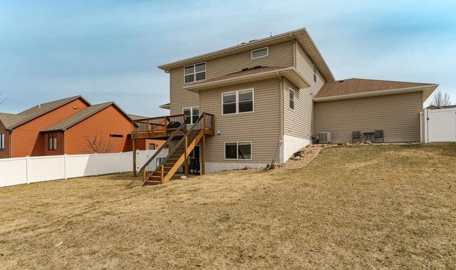 1017 8th Avenue NW, Byron, MN 55920