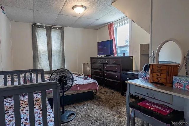 208 34th Street, Bay City, MI 48708