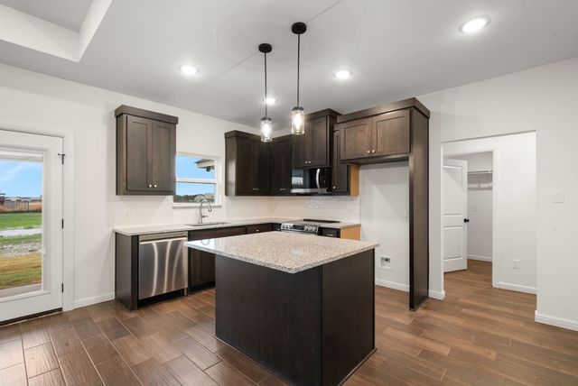 228 Yawney Drive, Lipan, TX 76462