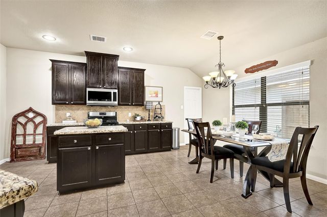 2511 Lexington Park Drive, Spring, TX 77373