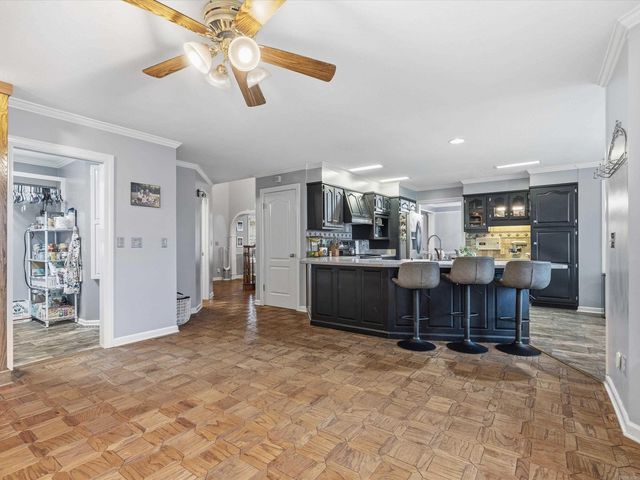 1404 Lexington Drive, Paragould, AR 72450
