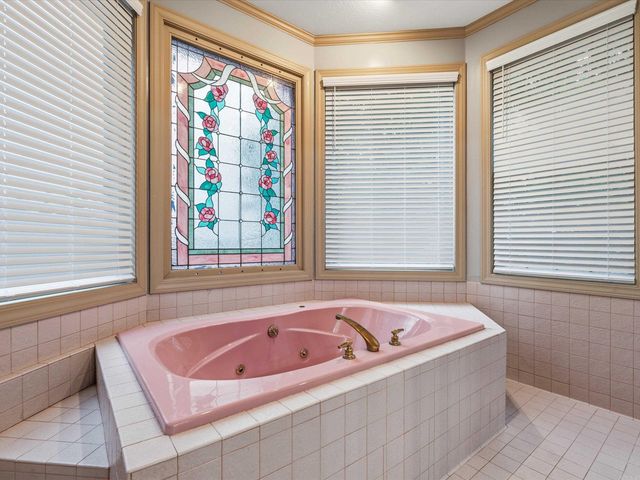 1404 Lexington Drive, Paragould, AR 72450