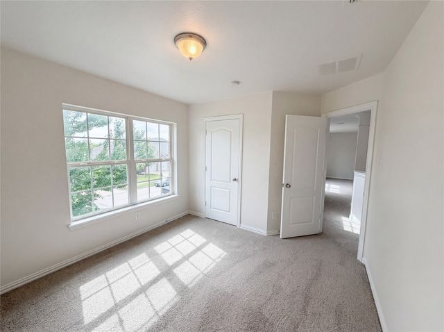 895 Honey Locust Drive, Fate, TX 75087